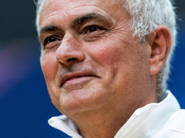 ”Război” în mercato! Jose Mourinho vrea să-i dea lovitura Barcelonei