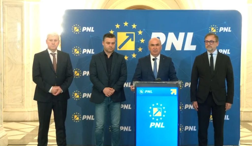 Liberalii au decis să NU susțină Guvernul lui Tomac. PSD, mesaj pentru ”toxicul Bolojan, îmbătat de putere”: Rămâne cum am stabilit: prim-ministrul demis blochează toată România pentru că a pierdut puterea!