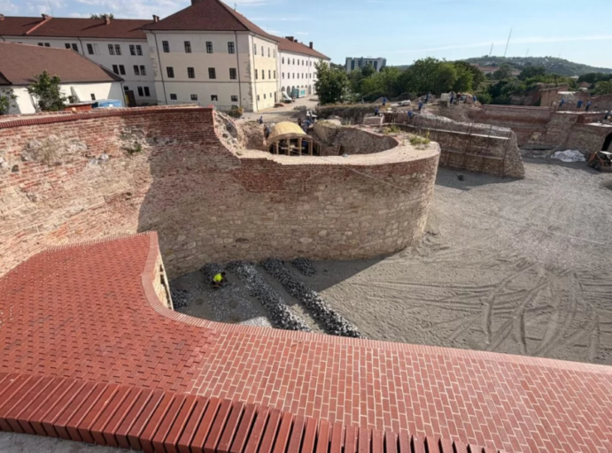 Bastionul Crăișorul din Cetatea Oradea, aproape gata. Lucrările de restaurare au ajuns la 85%