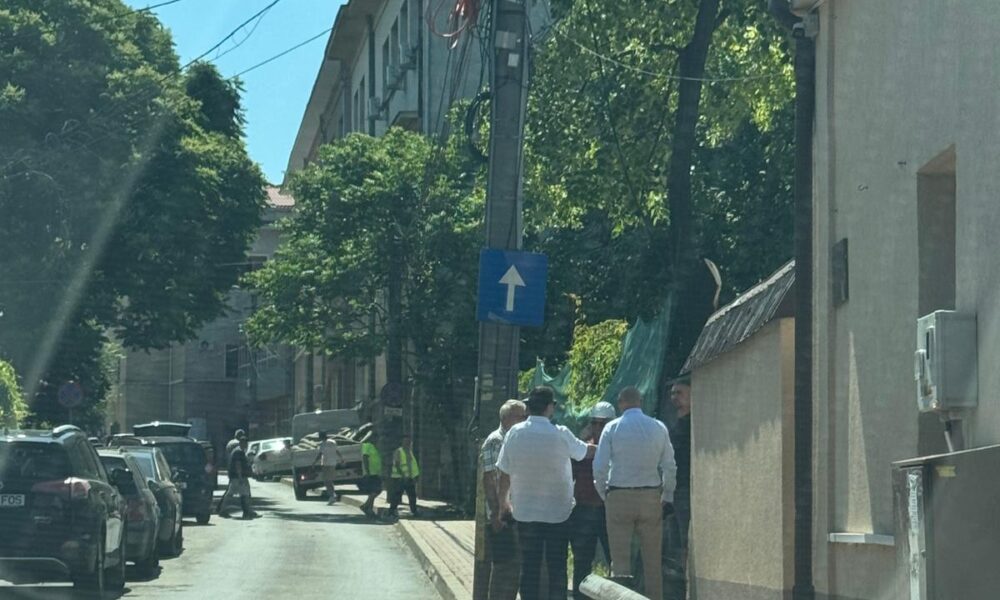 VIDEO Vasile Pușcașu s-a „transformat” din „iubitor de patrimoniu”, în groparul Casei Negruzzi?