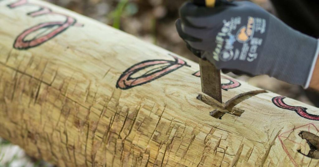 PROGRAM. Nouă sculpturi, trei zile de creație în aer liber la Timișoara. Muzeul Satului Bănățean găzduiește prima tabără de sculptură