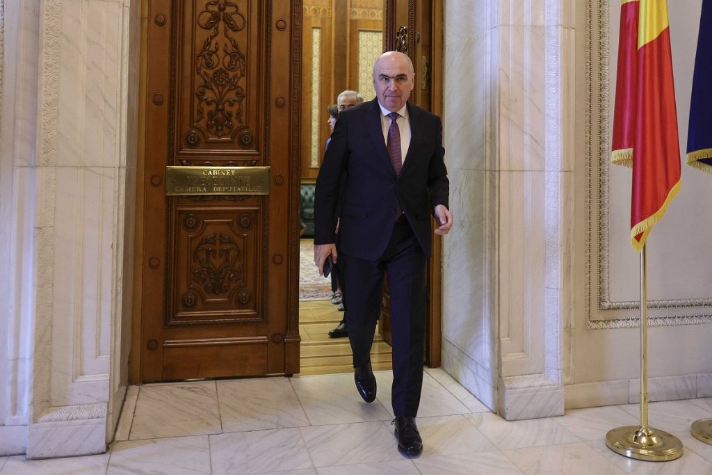 SURSE: Ilie Bolojan se întoarce de urgență de la Chișinău după nominalizarea lui Adrian Veștea ca prim ministru de către Nicușor Dan