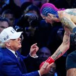 Donald Trump a intrat în cușcă » Imagini suprarealiste de la Casa Albă, la UFC 250