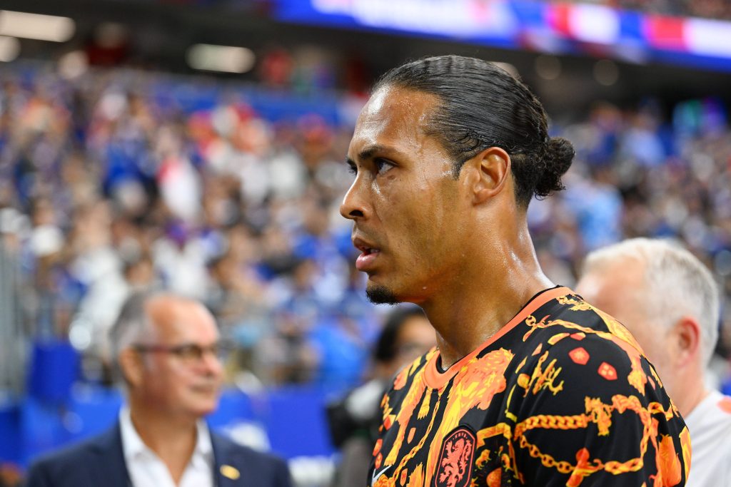 Virgil van Dijk contestă: ”M-am uitat atent la toate meciurile, iar asta chiar nu agreez. Nu e plăcut deloc”