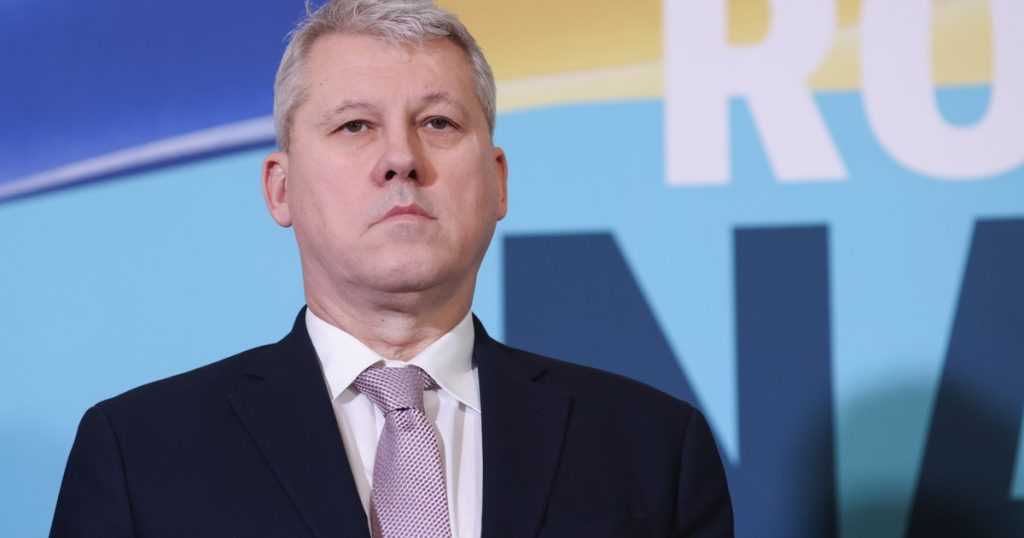 Propunerea lui Cătălin Predoiu privind strategia PNL: susținerea Guvernului Veștea și refacerea Coaliției până în 2027
