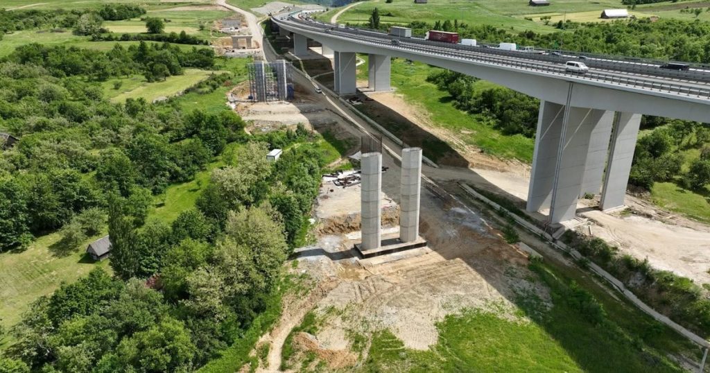Situația detaliată a progresului realizat pe Autostrada Sibiu – Făgăraș. Lucrările avansează pe toate cele patru loturi ale A13