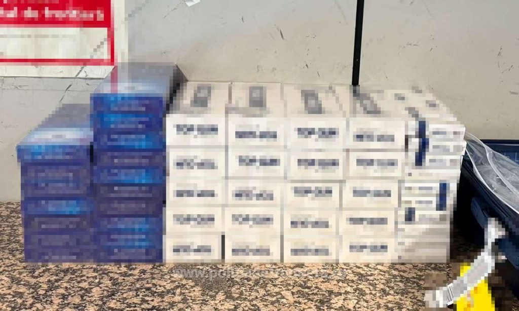 Peste 44.800 de țigări au fost descoperite pe Aeroportul Otopeni în bagajele unor pasageri