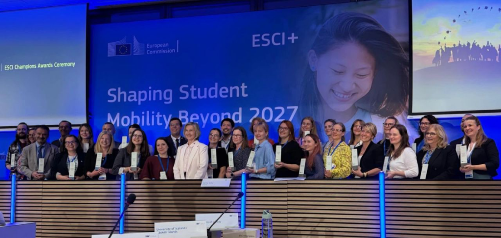 UVT, premiată la Bruxelles ca „ESCI Champion of Excellence”- una dintre cele cinci universități europene de top în digitalizarea mobilităților studențești