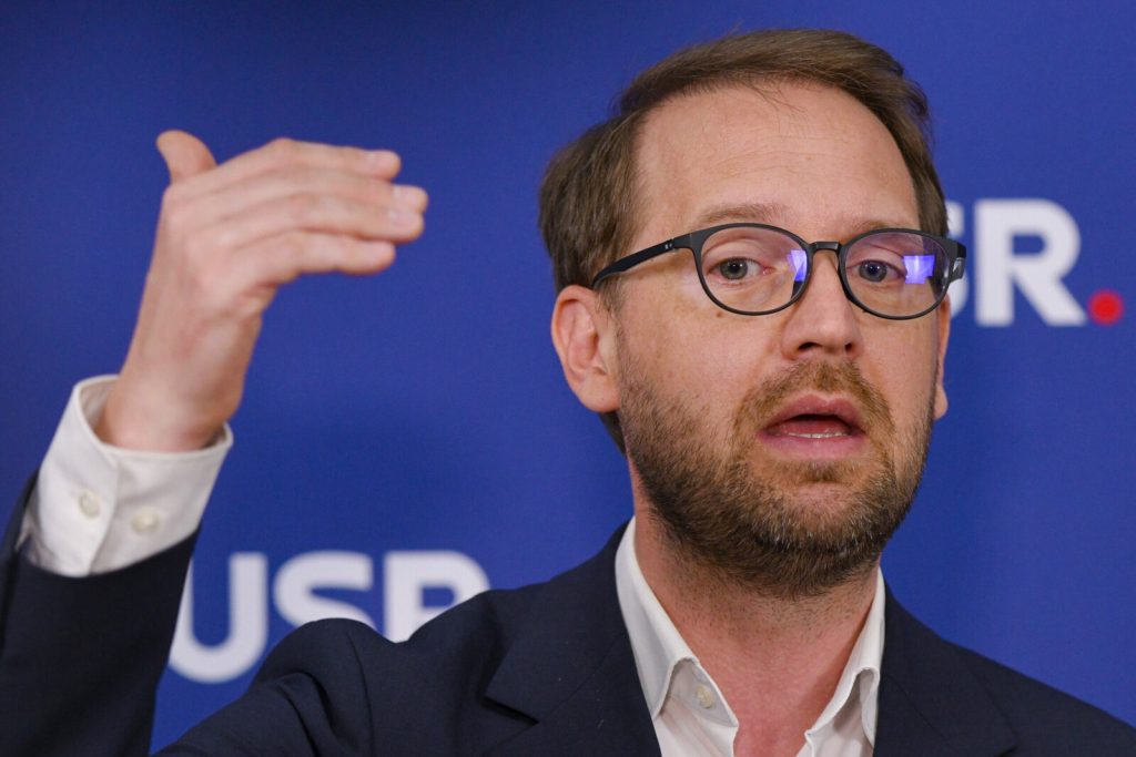 Fritz anunță opoziție dură dacă trece Guvernul Veștea: „Nu găsim parteneri sinceri pentru reforme”