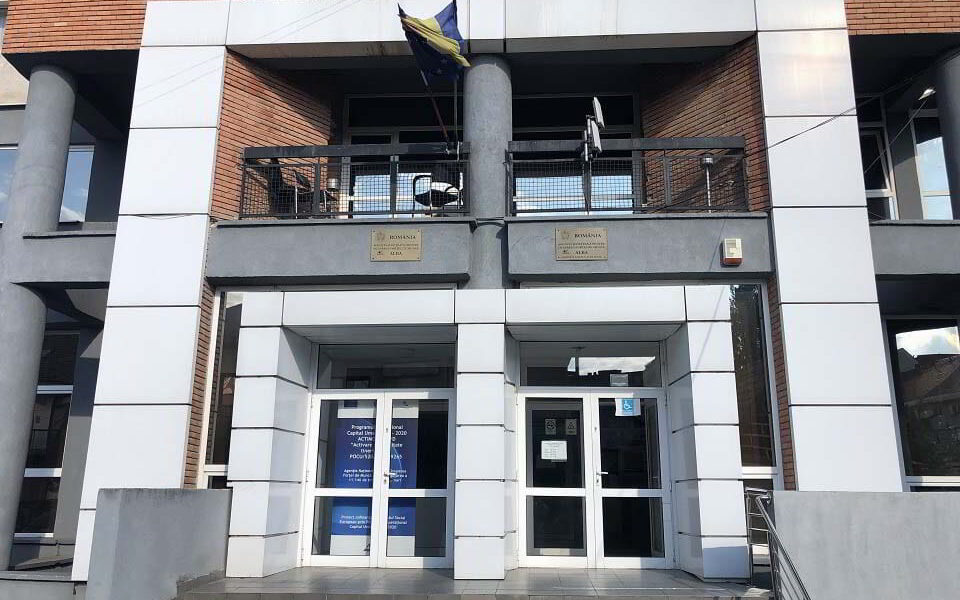 Locuri de muncă disponibile în orașul TEIUȘ, la data de 15 iunie 2026