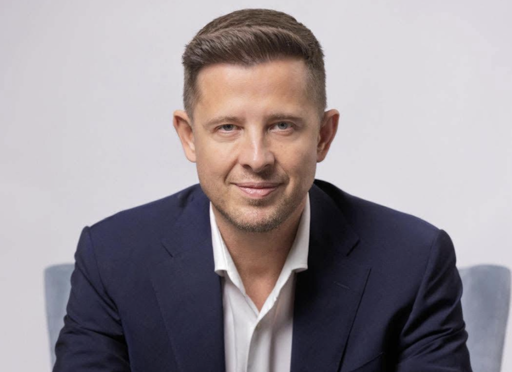 „Din 4 miniștri, 3 n-au legătură cu PNL/ De 20 de ani asta faci”. Hubert Thuma, atac dur la adresa taberei Ilie Bolojan și USR în ședința tensionată