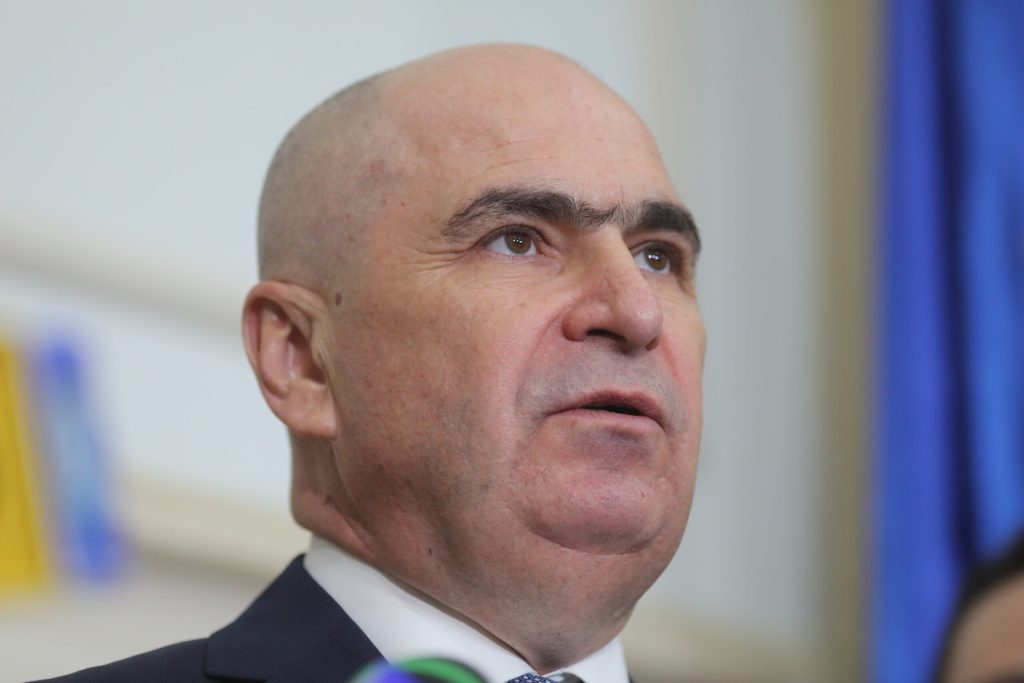 PNL a votat să nu susțină guvernul Veștea. Premierul desemnat anunță că merge mai departe. Veștea, somat să-și depună mandatul