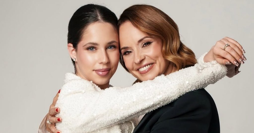 Violeta Bănică s-a întors din America și a făcut senzație la TIFF. Apariția alături de Andreea Marin a atras toate privirile