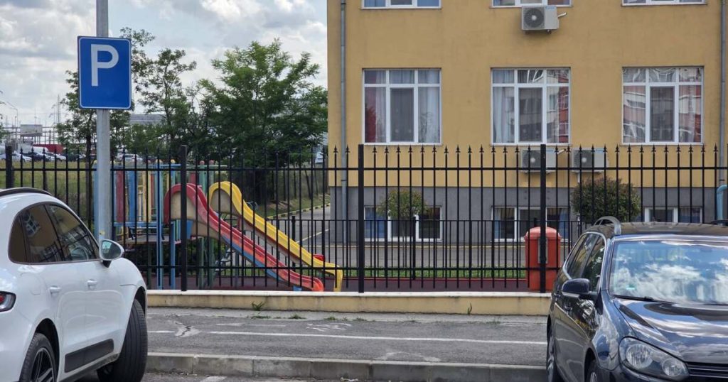 Locul de joacă de la Liceul Betel, închis de ANPC după accidentul în care o elevă a fost rănită. Nereguli constatate