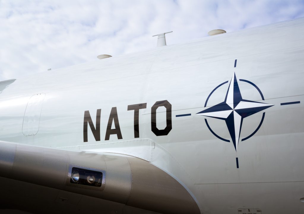 SUA „nu se retrag” din NATO cu ajustările anunţate din Europa, asigură secretarul general al alianţei