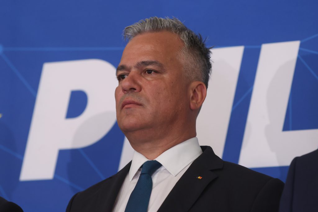 Adrian Veștea, anunț oficial despre cele două mari necunoscute: Când depune lista miniștrilor și programul de guvernare