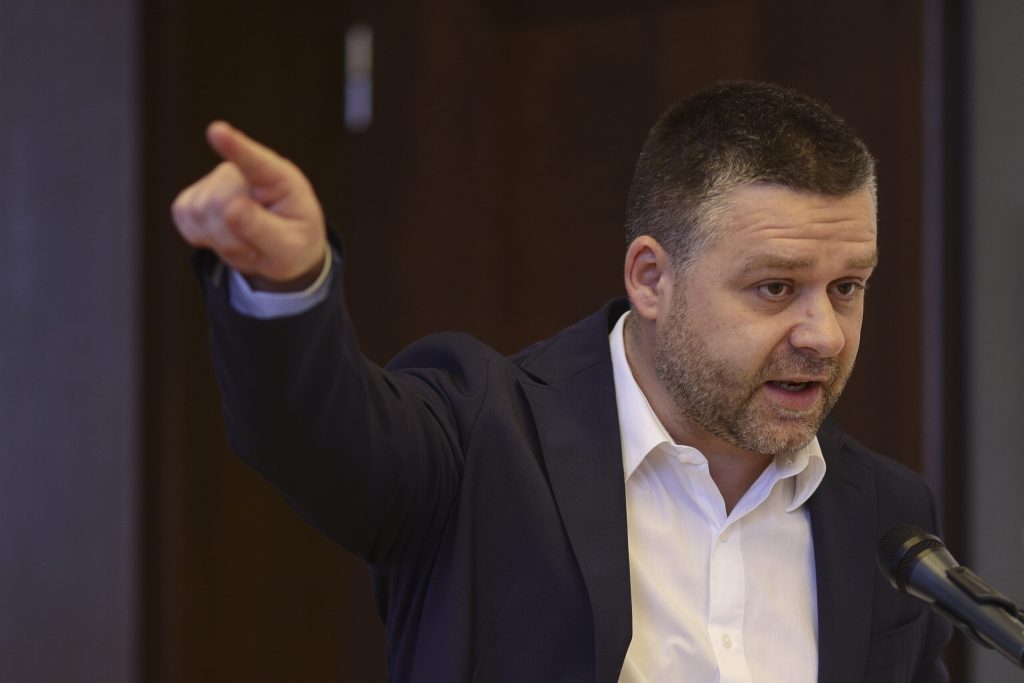 SURSE Ciprian Ciucu, primarul Bucureștiului și principalul aliat politic al lui Ilie Bolojan, chemat la DNA în calitate de suspect într-un dosar de luare de mită