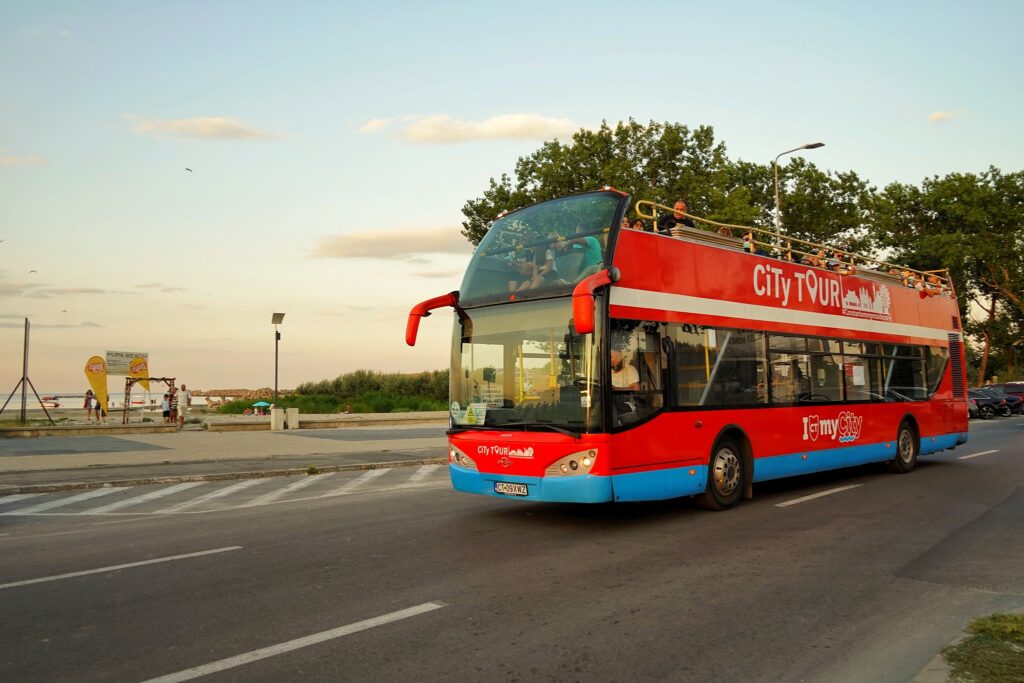Autobuzele etajate revin pe traseul City Tour. Iată cât costă biletele