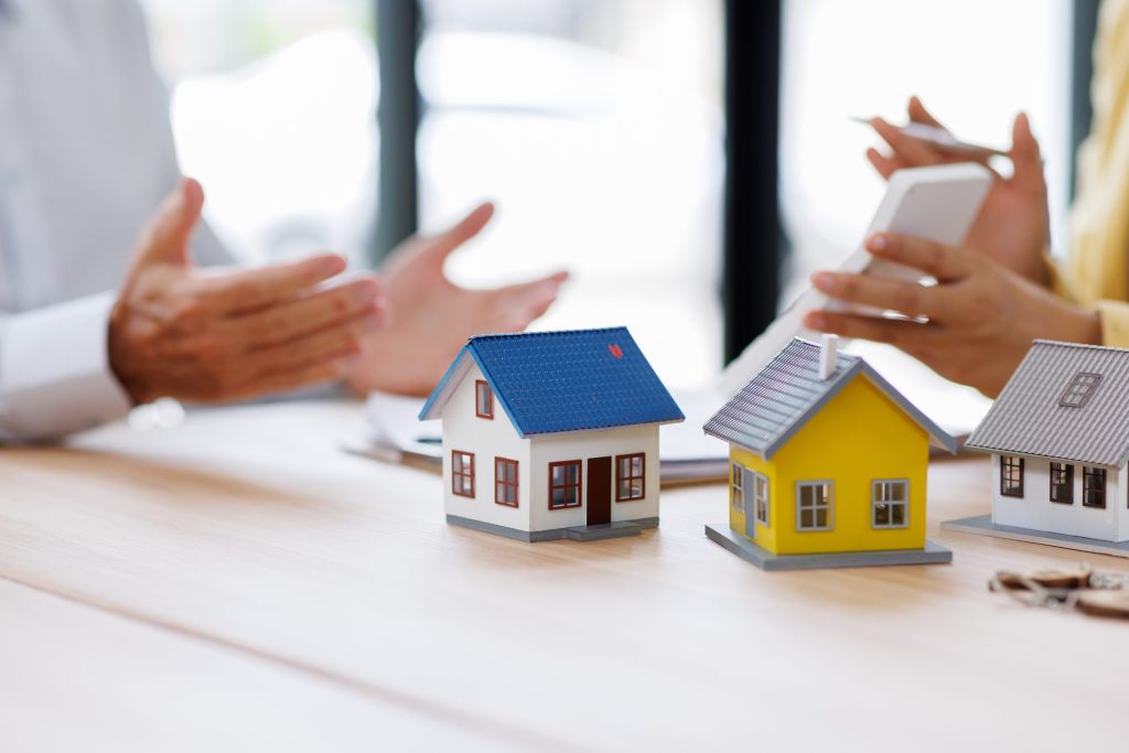 Analiză Imobiliare.ro Finance: Creditele românilor în 2026. Clujenii și timișorenii achită cel mai mare avans când cumpără o locuință, constănțenii abia depășesc minimul acceptat