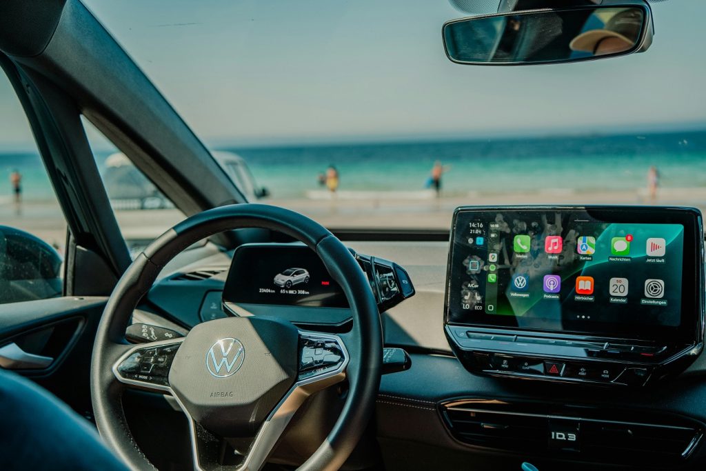 Volkswagen va renunța la 50.000 de angajați