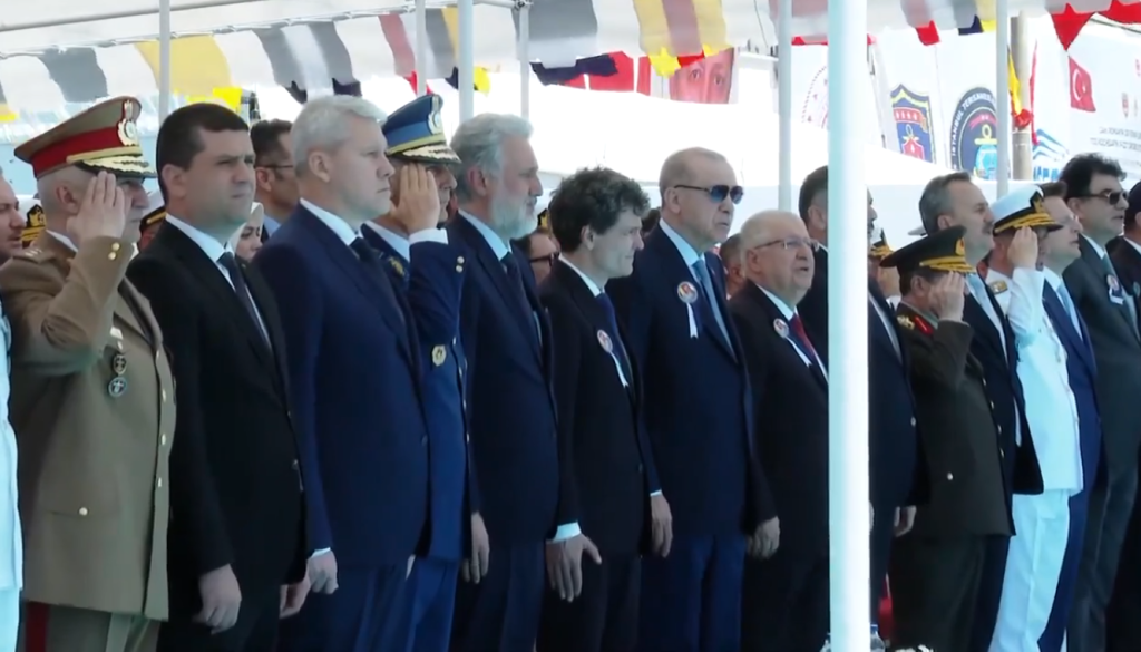 UPDATE Nicușor Dan: Corveta „Contraamiral August Roman” va întări contribuția României la securitatea regională și la angajamentele NATO | Președintele a participat la ceremonie alături de Recep Tayyip Erdoğan | Șeful statului mulțumește Turciei pentru co
