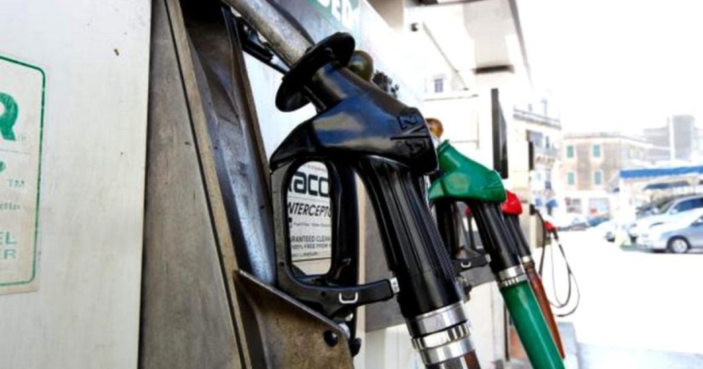 România, singura țară din UE unde prețul motorinei a crescut în luna mai. Carburanții sunt cu 30,4% mai scumpi decât acum un an