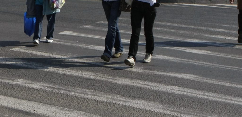 Pietonii, bicicliștii și trotinetiștii, luați în vizor în următoarea perioadă de oamenii legii