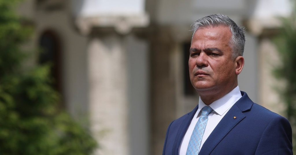 Adrian Veștea se duce la AUR pentru negocieri în vederea susținerii în Parlament