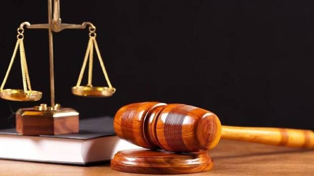 Înalta Curte a schimbat sancţiunea în cazul unui magistrat de la Judecătoria Ploieşti din ”excludere din magistratură” în ”mutarea disciplinară pentru o perioadă efectivă de un an” / Maria Rădulescu, găsită vinovată de atitudini nedemne faţă de colegi