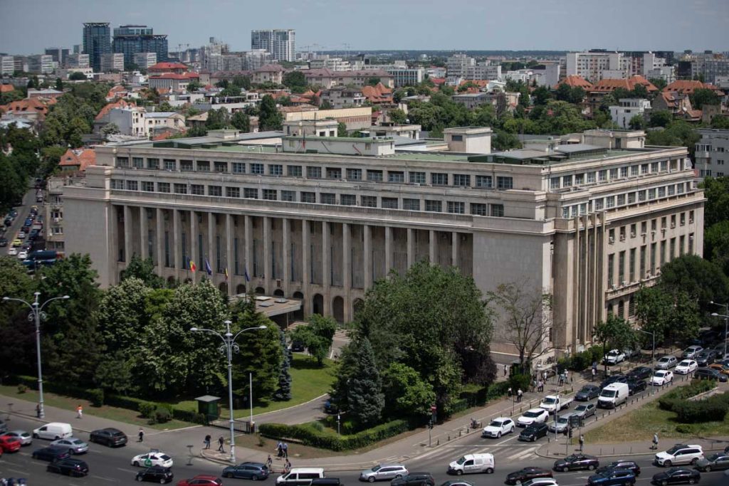 Ministerul Finanțelor a împrumutat 1,3 miliarde de lei de la bănci pentru refinanțarea datoriei publice și finanțarea deficitului