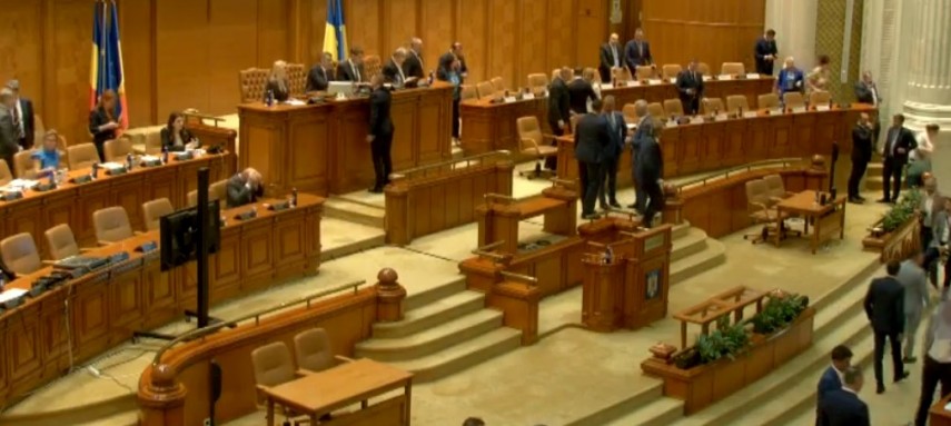 LIVE VIDEO+TEXT: Vot in Parlament pentru Guvernul Vestea! Senatorii si deputati decid daca va trece sau nu guvernul