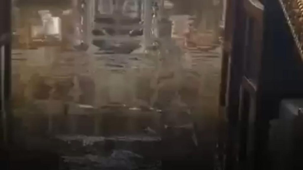 Furtună devastatoare la Sibiu. A fost inundată chiar şi o biserică