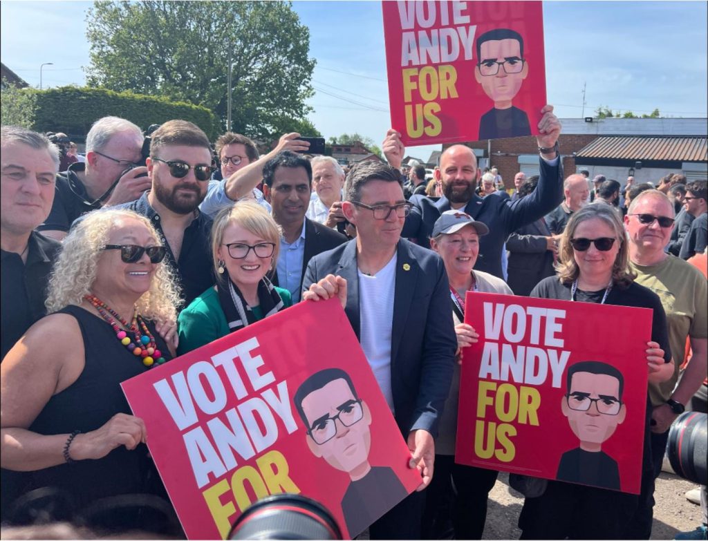 Andy Burnham ar putea fi „încoronat” prim ministru al Regatului Unit