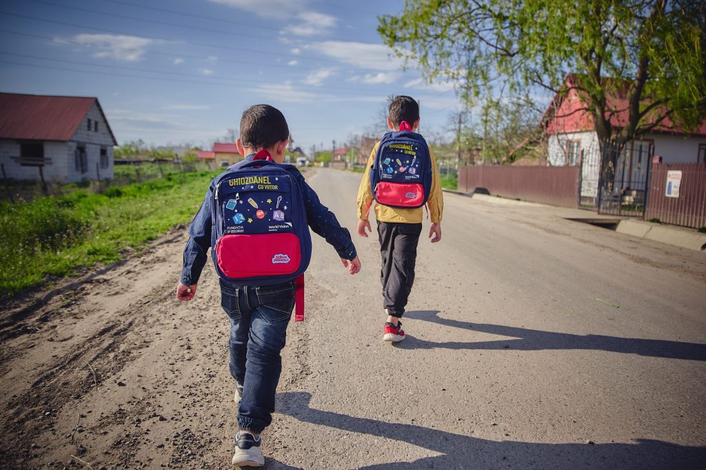 Sprijin integrat pentru educația timpurie în județul Botoșani, prin programul „Start în educație”: 1952 copii, 535 părinți și 28 de educatori beneficiază de resurse educaționale și intervenții dedicate