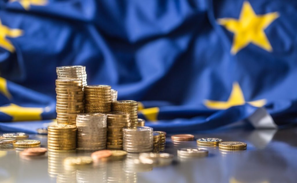 Comisia Europeană: România nu este pregătită să adopte moneda euro. Niciunul dintre cele cinci state analizate nu îndeplinește toate criteriile
