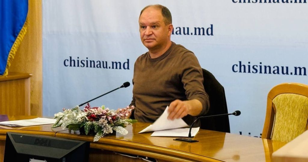 Scandal politic la Chișinău după inițiativa Dianei Șoșoacă privind unirea cu Republica Moldova. Ion Ceban: „Noi nu ne vindem țara”