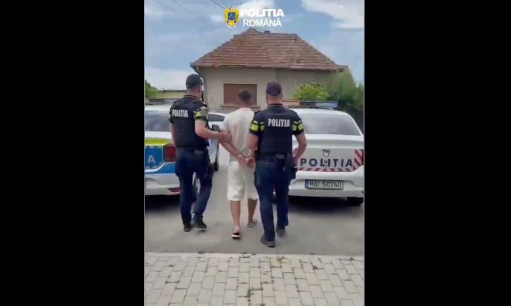 VIDEO: Scandal în plină stradă, la Sântimbru: Un tânăr a fost transportat la spital. Agresorul, reținut de polițiști
