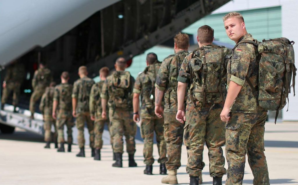 Germania își mărește armata: Tot mai mulți tineri vor să fie militari