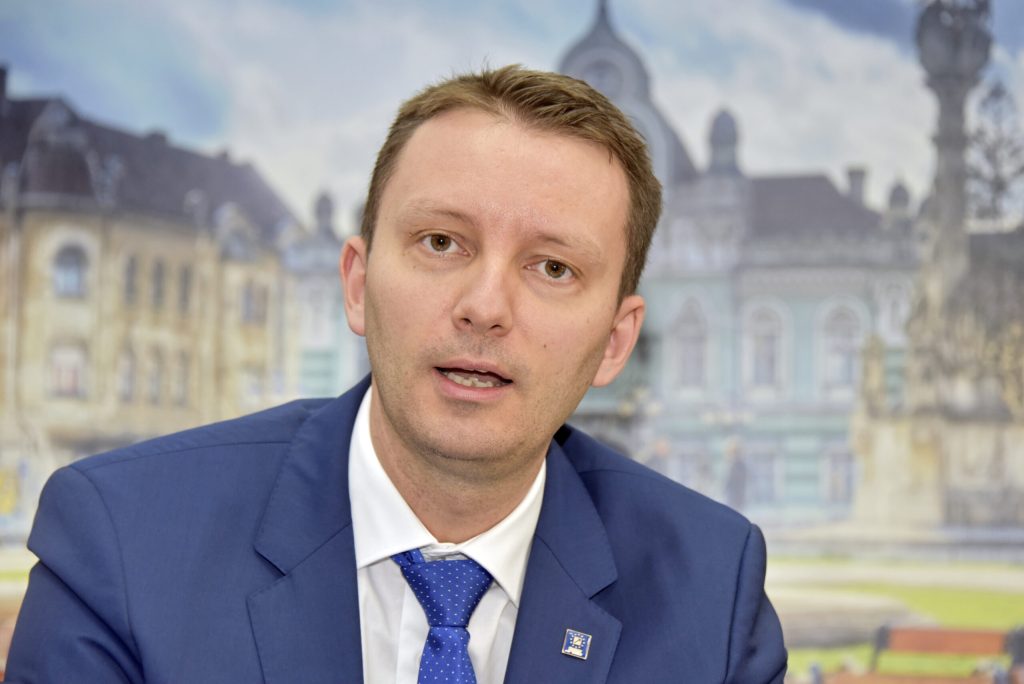 OFICIAL: PNL, USR și UDMR îl propun pe Siegfried Mureșan pentru funcția de prim-ministru al României