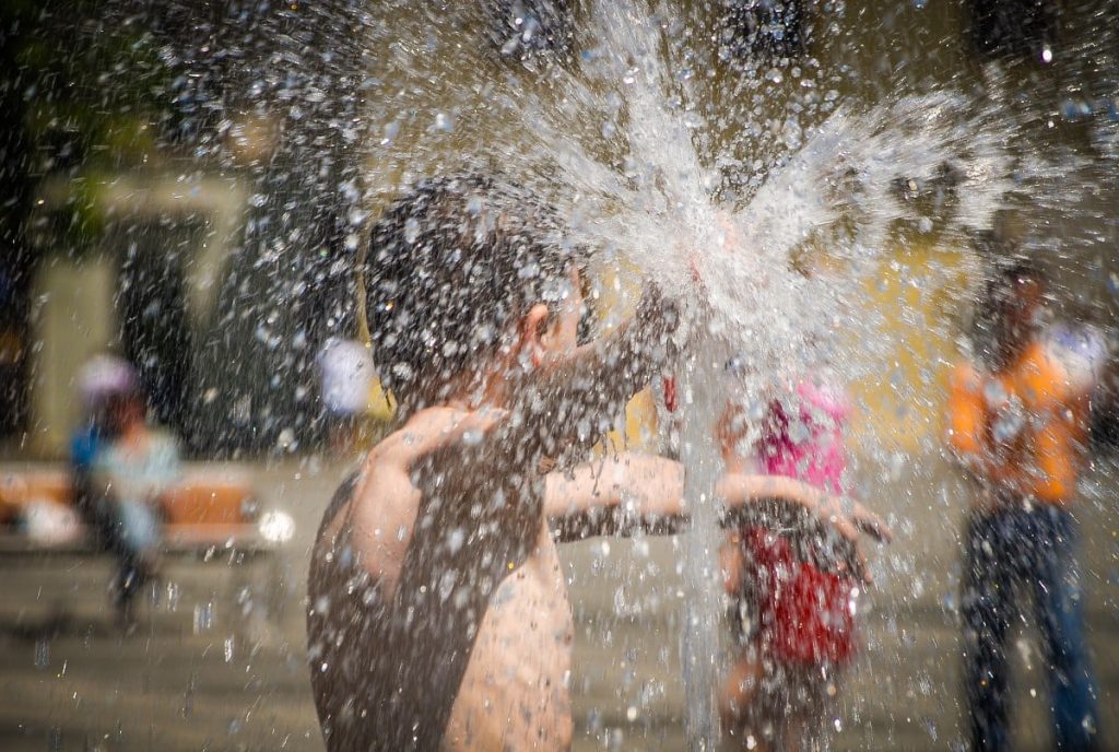 Caniculă extremă la Sibiu: Cod roșu duminică și luni. Temperaturile urcă spre 40 de grade, iar nopțile vor fi tropicale