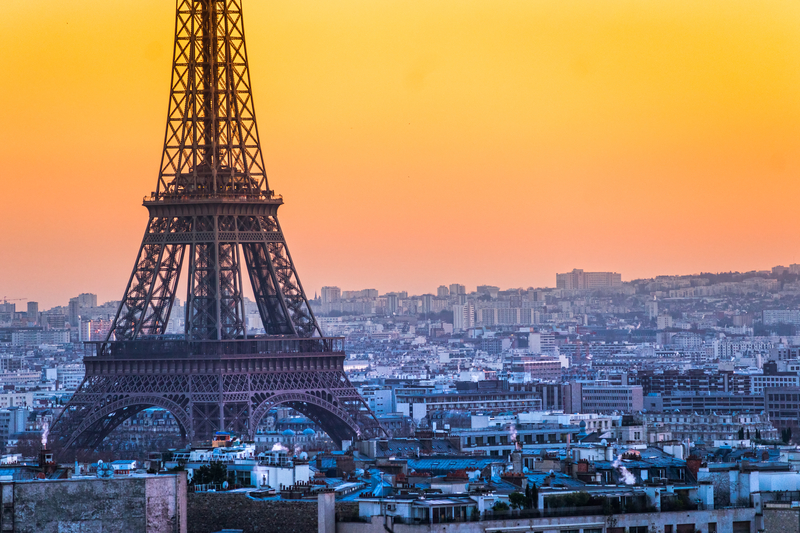 Canicula închide simboluri ale Europei: Primele afectate sunt Turnul Eiffel și Luvrul