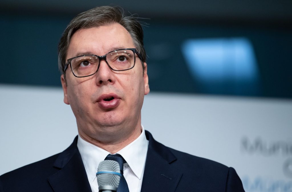 Vučić anunță că va demisiona peste câteva săptămâni și convoacă alegeri anticipate în Serbia