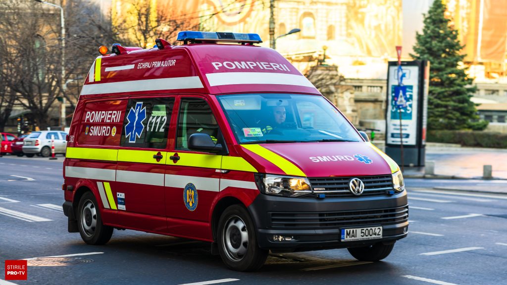 Accident grav în județul Mureș. O persoană a murit, iar alta este rănită, încadrată în cod roșu medical