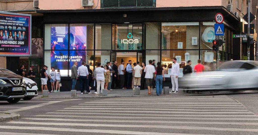 Noul IQOS Boutique Victoriei: concept de tip Retail 2.0 și o instalație artistică semnată Sebastian Comănescu