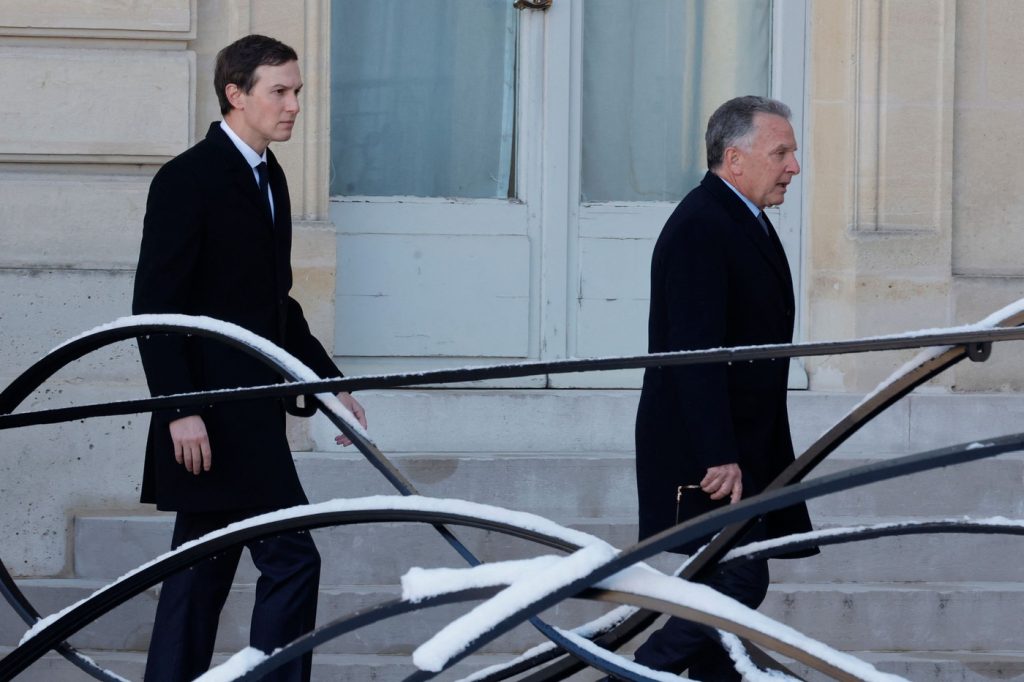 Trump îi trimite pe Witkoff şi Kushner în Qatar pentru a continua negocierile cu Iranul