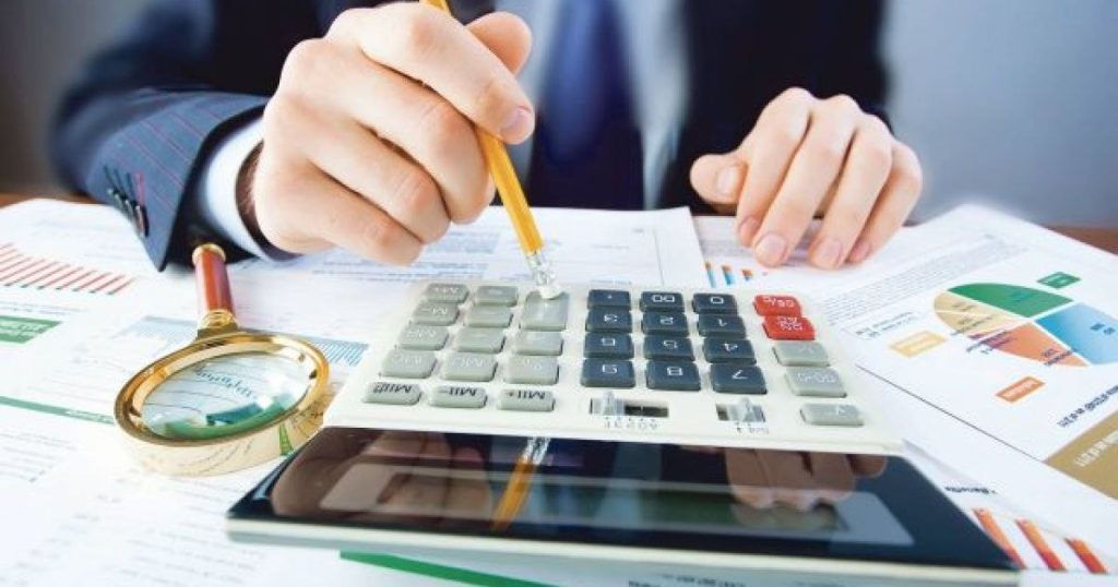 Veste mare pentru firme și contabili în 2026: Ministerul Finanțelor taie din birocrație și elimină o raportare obligatorie