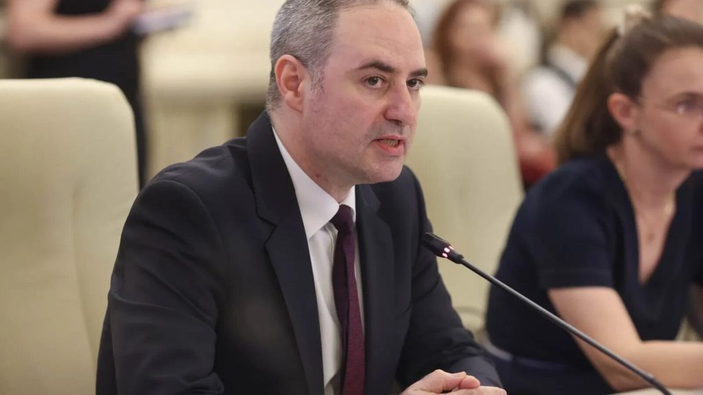 Moody’s pune presiune pe clasa politică: instabilitatea poate costa România ratingul de țară / Reacția ministrului Nazare