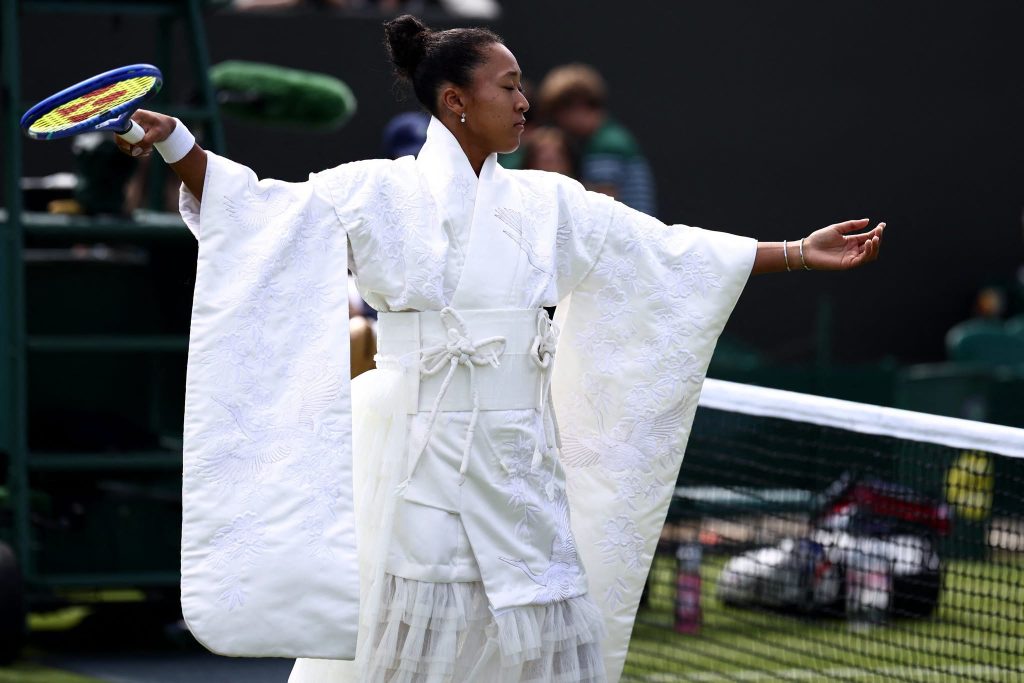 Naomi Osaka a câștigat deja primul titlu la Wimbledon. Are cea mai frumoasă ținută de la turneu