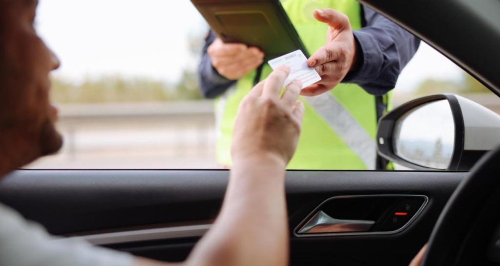 Testul pentru reducerea perioadei de suspendare a exercitării dreptului de a conduce nu se mai susține la Serviciul Rutier