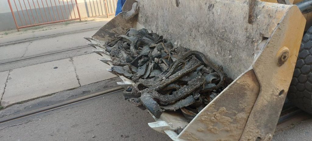 Au fost 60 de grade la nivelul solului. Cum arată șinele de tramvai pe cod roșu de caniculă (Foto)
